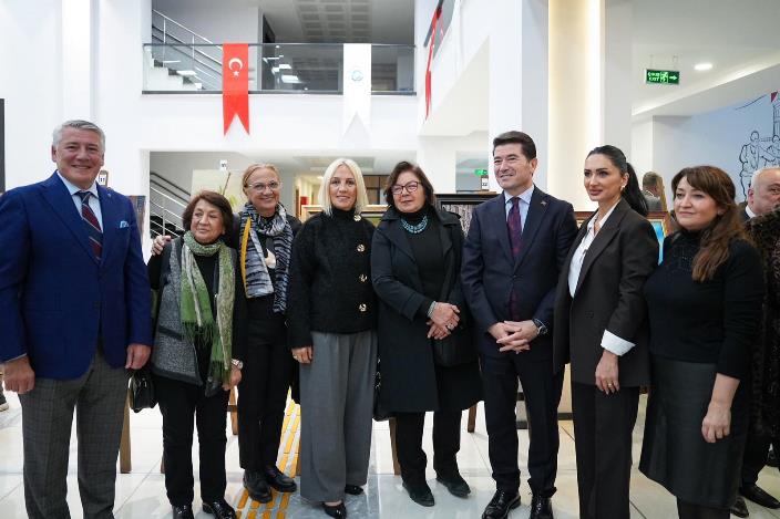 3525213b-d0ee-446e-8445-a74146c97efc