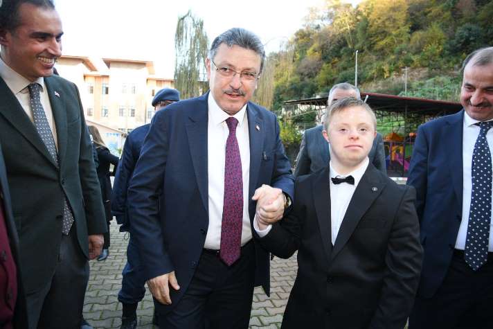 40ff5685-1ec9-4ec7-9093-1b61c4e8512d