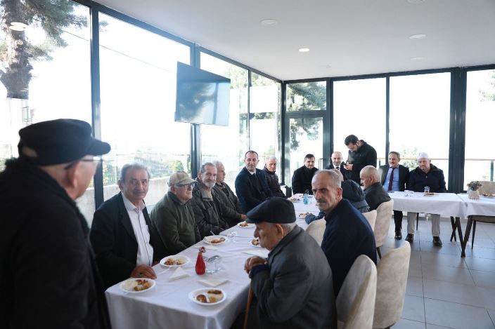 98f7b0c2-17f6-40a2-a650-175dbafa2799