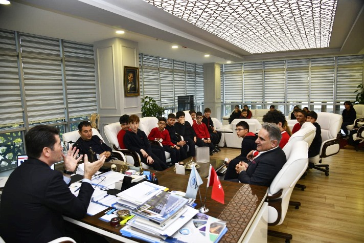 9f5d87ae-2091-479e-acaa-cc04b5667de5