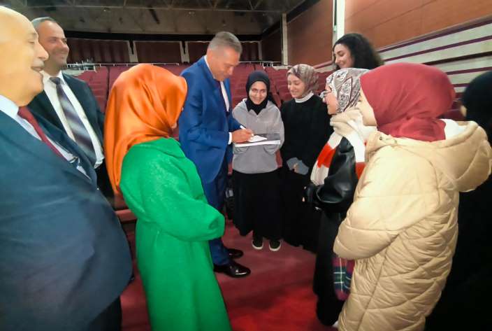 ab2c7146-140f-48af-acb6-3996f713c9ea