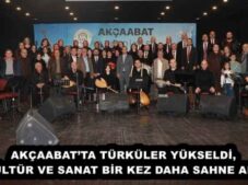 AKÇAABAT’TA TÜRKÜLER YÜKSELDİ, KÜLTÜR VE SANAT BİR KEZ DAHA SAHNE ALDI