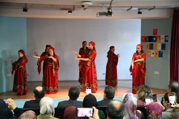 b63610ab-7a6c-4a5e-b559-b4a24a4c38df