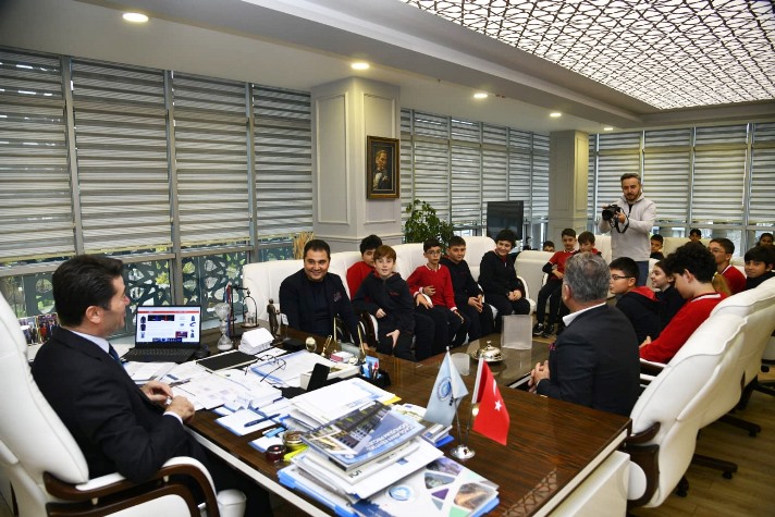 ccb9f21d-b52c-45ba-ace1-1551141c96c7