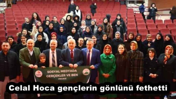 Celal Hoca gençlerin gönlünü fethetti 
