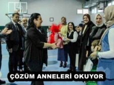 ÇÖZÜM ANNELERİ OKUYOR