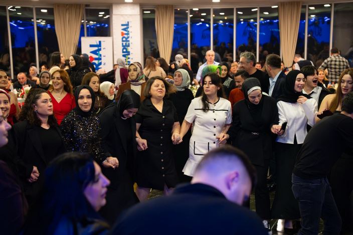 d7c7f0e2-880a-40e9-96a8-7a6da9616818