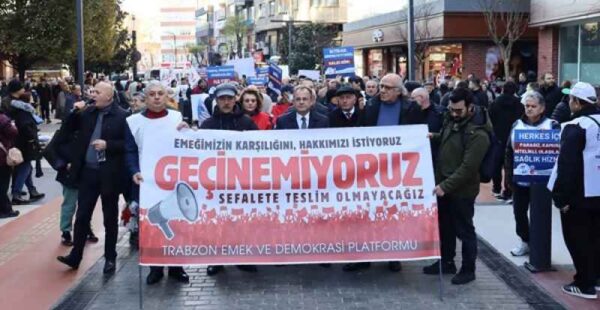 EMEK VE DEMOKRASİ İÇİN ALANLARDA