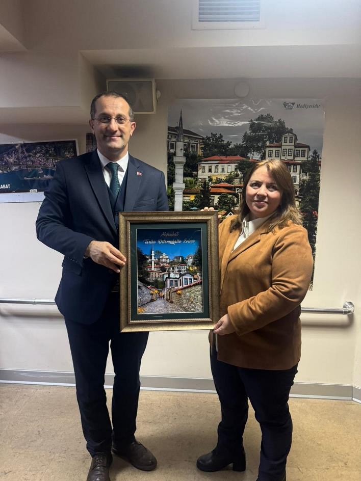 whatsapp_image_2025-12-11_at_22-20-35_2