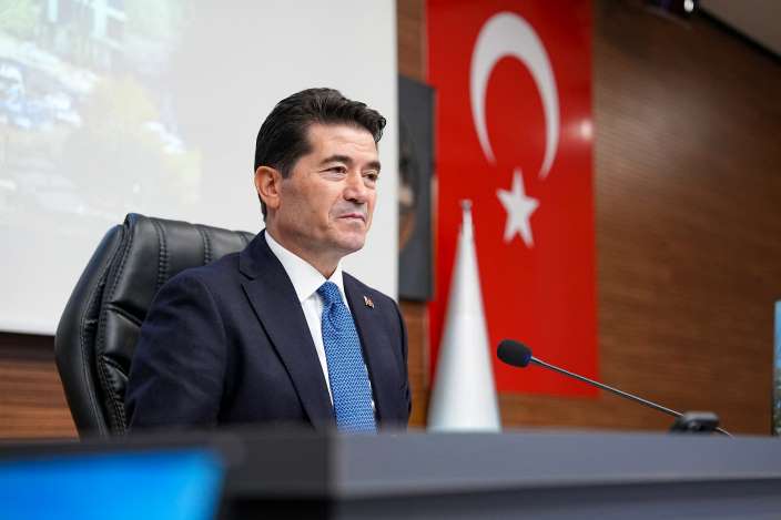 827cb03b-a34f-4f88-8076-77df4d13d053