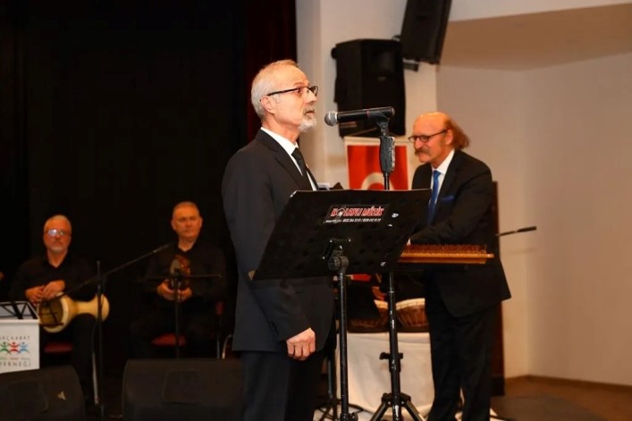 82d1410f-56d6-4dd0-baf1-e699a41e8147