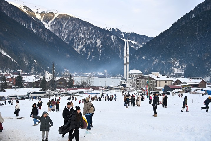 9c4b869d-6507-40cc-8209-6c542503ab5f