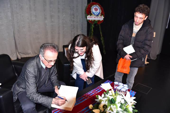 c88e1921-ea47-4691-9be9-a2a1ad280cf8