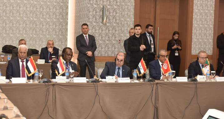 c8b2b1a9-f486-4c6c-bb95-7cf8478cde97