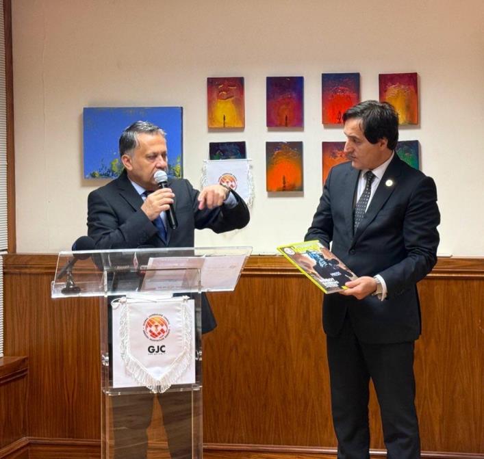 e2a462b8-e948-4e40-b642-61d0e798f3d1