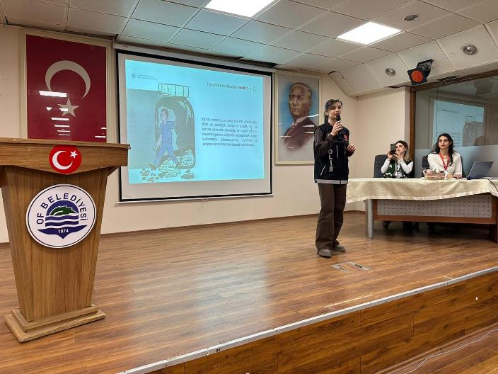 042351af-9fdf-4ff1-9051-1df4e7c3d5f0