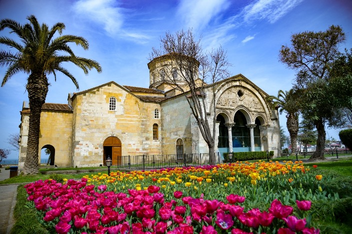 5562f854-54cb-43fc-b60f-8141eed6f422