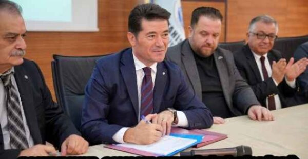 BAŞKAN KAYA, ÇALIŞANLARIN YÜZÜNÜ GÜLDÜRDÜ