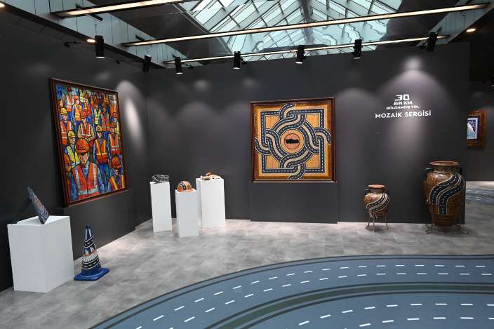 f5018561-837f-4888-aae1-8014abcd22f2