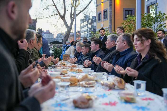 whatsapp_image_2026-02-21_at_19-17-321