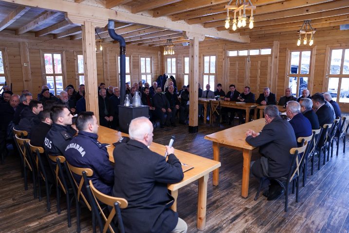 1678e873-f704-410b-a8d2-62e871329093