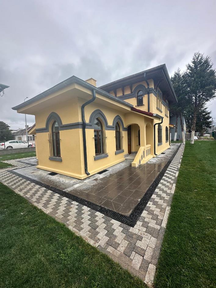 whatsapp_image_2026-03-01_at_11-30-00