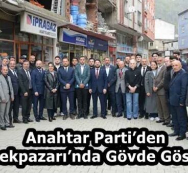 Anahtar Parti’den Dernekpazarı’nda Gövde Gösterisi