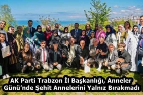 ak_parti_trabzon_il_baskanligi_anneler_gununde_sehit_annelerini_yalniz_birakmadi_h58405_5e37b