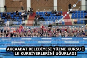 akcaabat_belediyesi_yuzme_kursu_ilk_kursiyerlerini_ugurladi_h58254_16bba