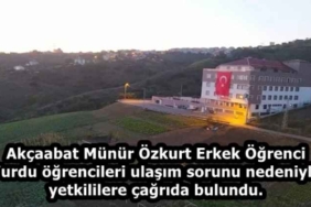 akcaabat_munur_ozkurt_erkek_ogrenci_yurdu_ogrencileri_ulasim_sorunu_nedeniyle_yetkililere_cagrida_bulundu_h58105_a2e12