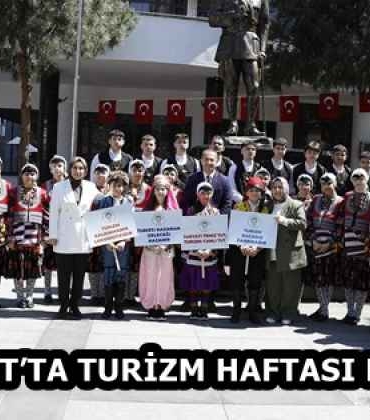 akcaabatta_turizm_haftasi_kutlandi_h58130_ed208
