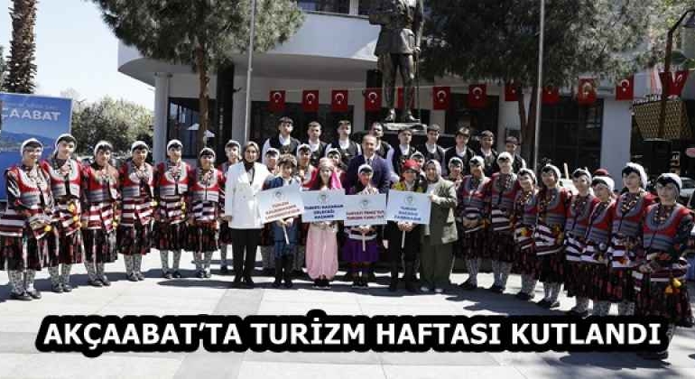 akcaabatta_turizm_haftasi_kutlandi_h58130_ed208