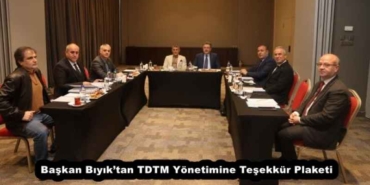 baskan_biyiktan_tdtm_yonetimine_tesekkur_plaketi_h58036_6ee81