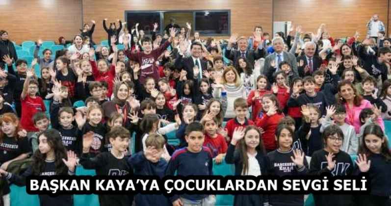 BAŞKAN KAYA’YA ÇOCUKLARDAN SEVGİ SELİ