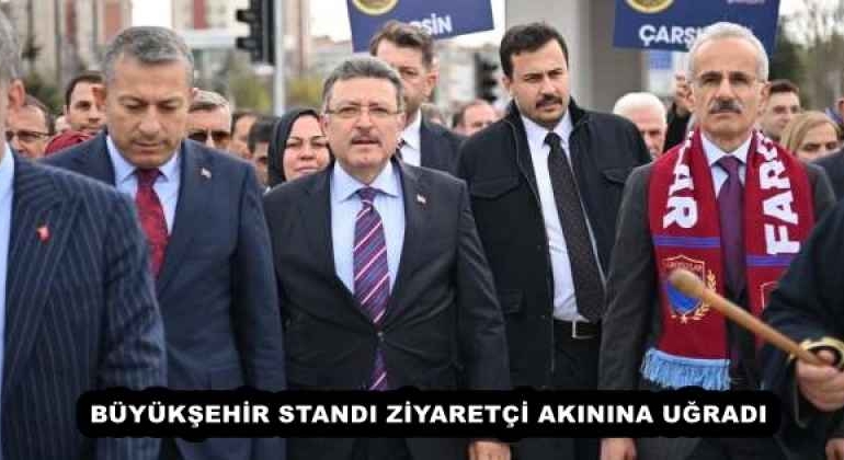 buyuksehir_standi_ziyaretci_akinina_ugradi_h58032_1bfeb
