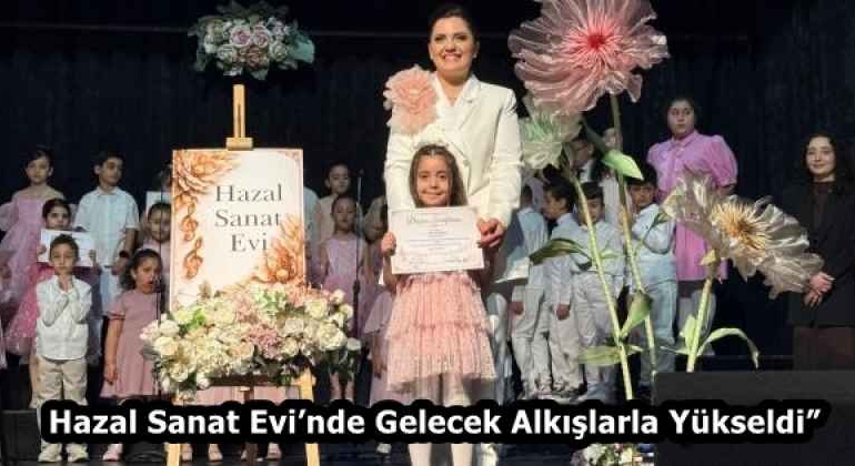 hazal_sanat_evinde_gelecek_alkislarla_yukseldi_h58358_c96d7