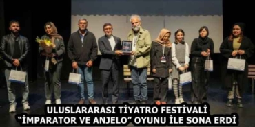 uluslararasi_tiyatro_festivali_imparator_ve_anjelo_oyunu_ile_sona_erdi_h58200_194aa