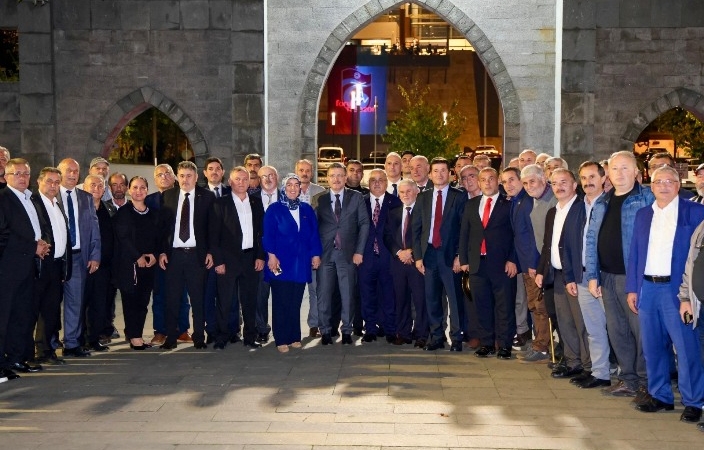 BASKAN-KAYA-MUHTARLARIMIZLA-BIR-TAKIM-OLMA-BILINCIYLE-HALKIMIZA-HIZMET-EDIYORUZ-featured
